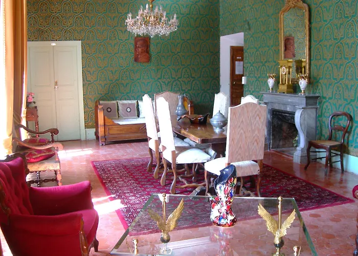 A Spelunca Hotel Speloncato (Corsica)