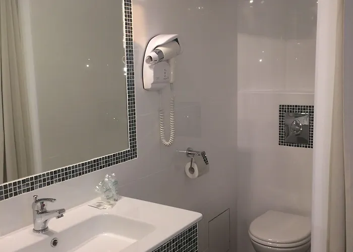 A Spelunca Hotel Speloncato (Corsica)