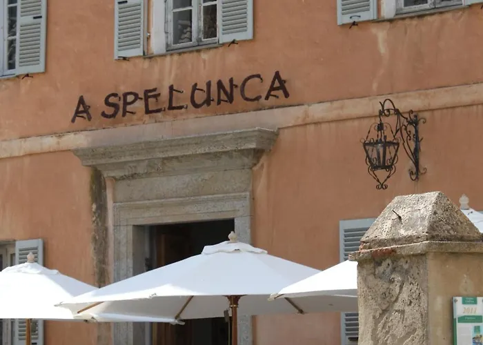 Szálloda A Spelunca